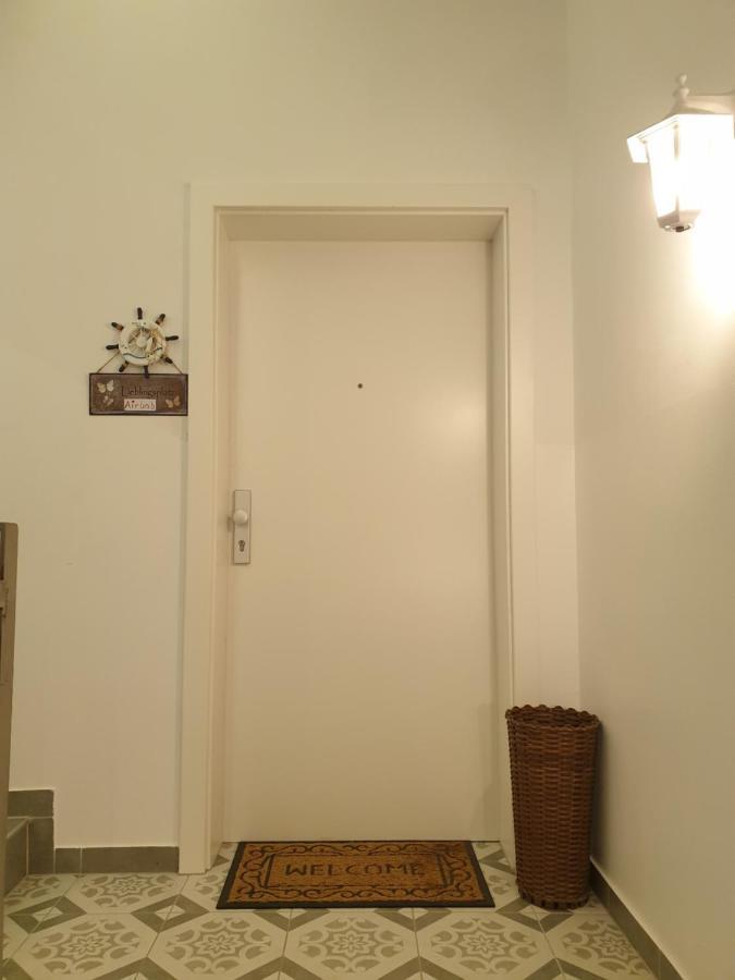 Sunny And Spacious Apartment Near City Centre Viena Exterior foto