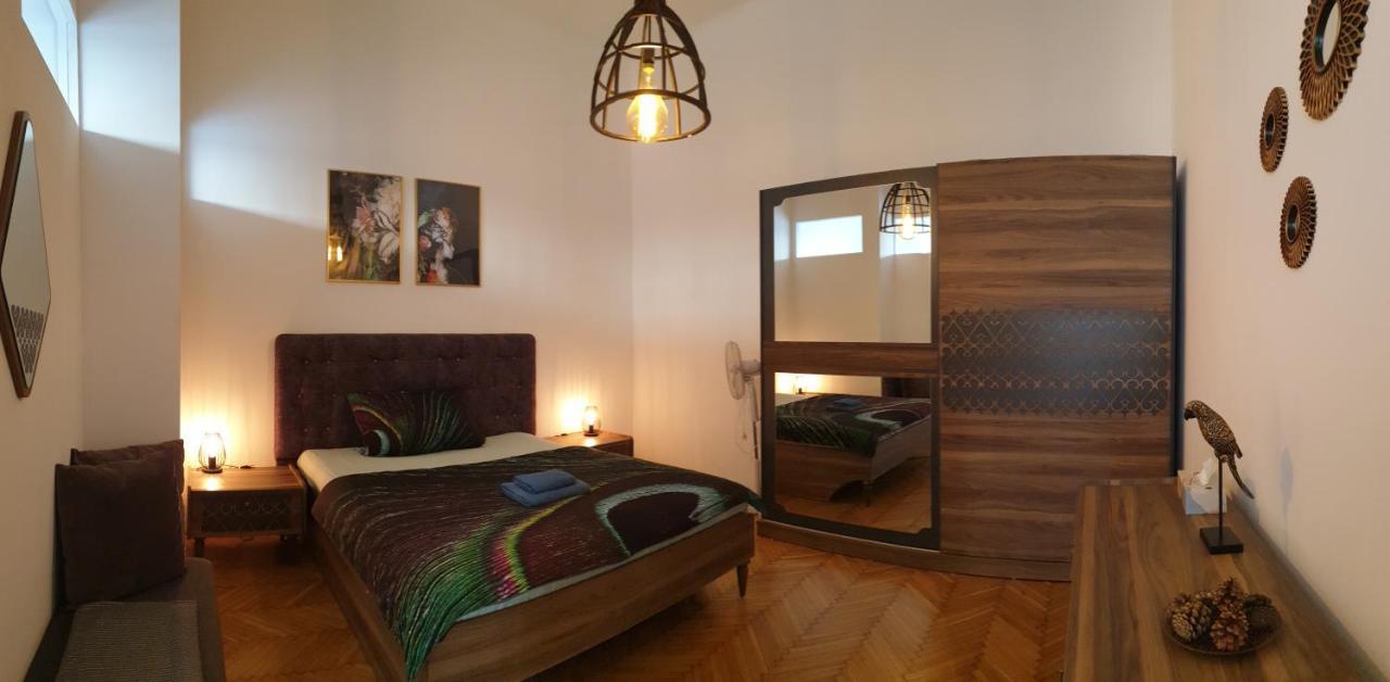 Sunny And Spacious Apartment Near City Centre Viena Exterior foto